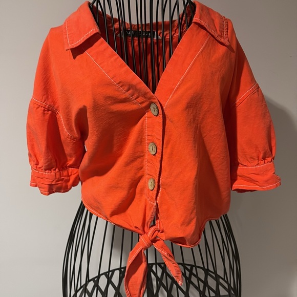 Tie up crop - Picture 2 of 8